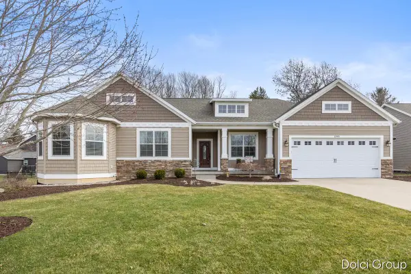 1398 Winchester Court Nw, Grand Rapids, MI 49534