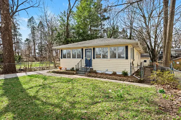 121 Hazen Street, Paw Paw, MI 49079