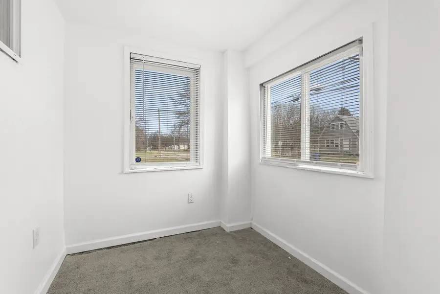365 Kendall Street N, Battle Creek, MI 49037 - #3