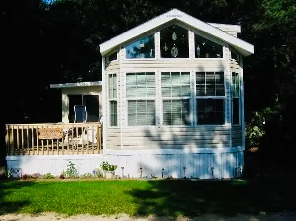 6473 Blue Star Highway #12, Saugatuck, MI 49453