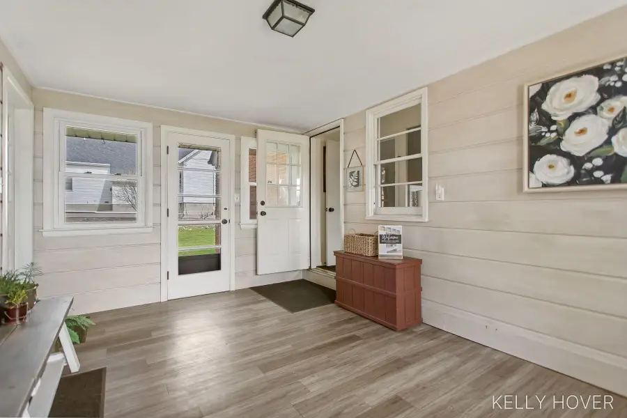 2475 85th Street Sw, Byron Center, MI 49315 - #2