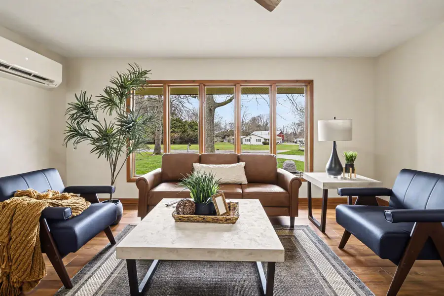 301 Woodland Drive, Buchanan, MI 49107 - #3