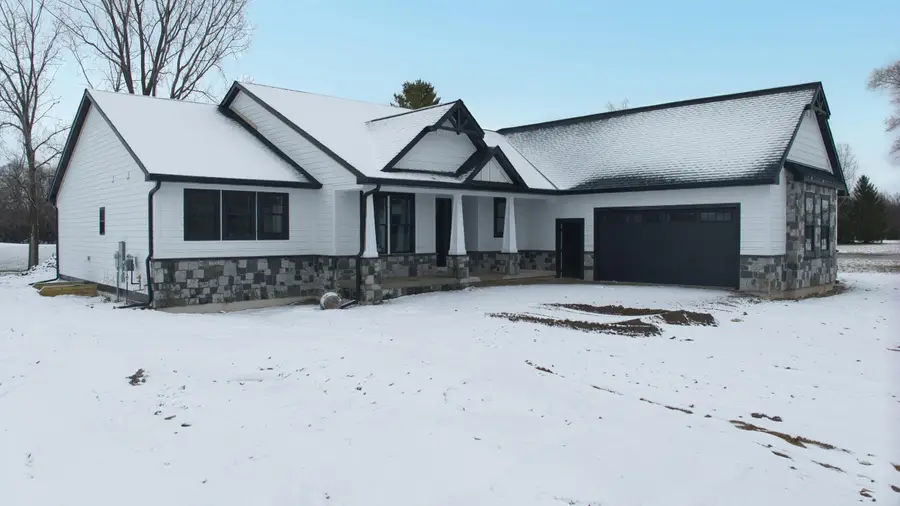 80 Sawmill Creek Trail, Saginaw, MI 48603 - #2