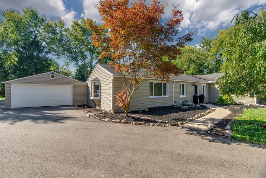 6810 N Territorial Road, Plymouth, MI 48170 - #2