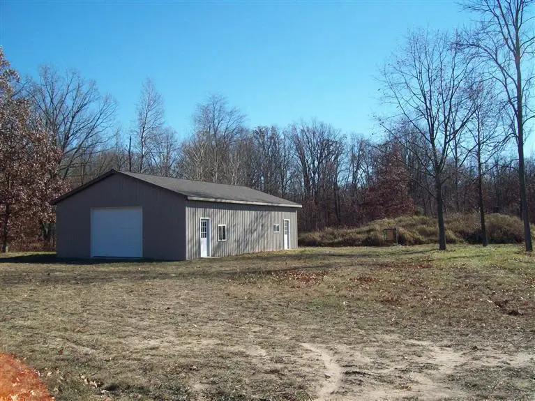 17 W Wilke Road, Rothbury, MI 49452 - #2