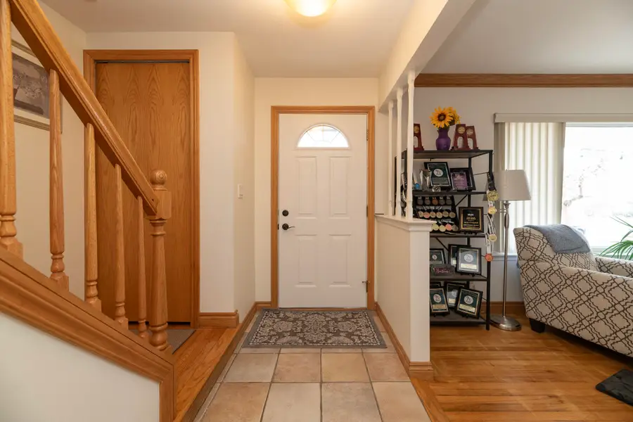 8765 Buckskin Drive, Commerce Township, MI 48382 - #3