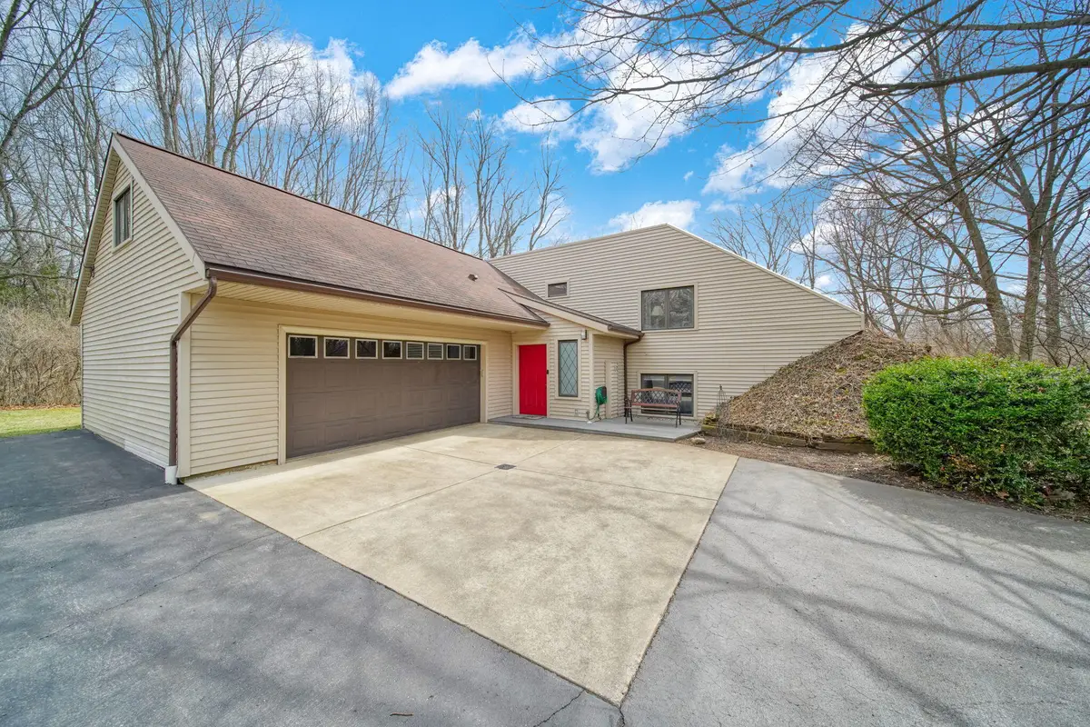 4711 Draper Road, Jackson, MI 49203 - #1