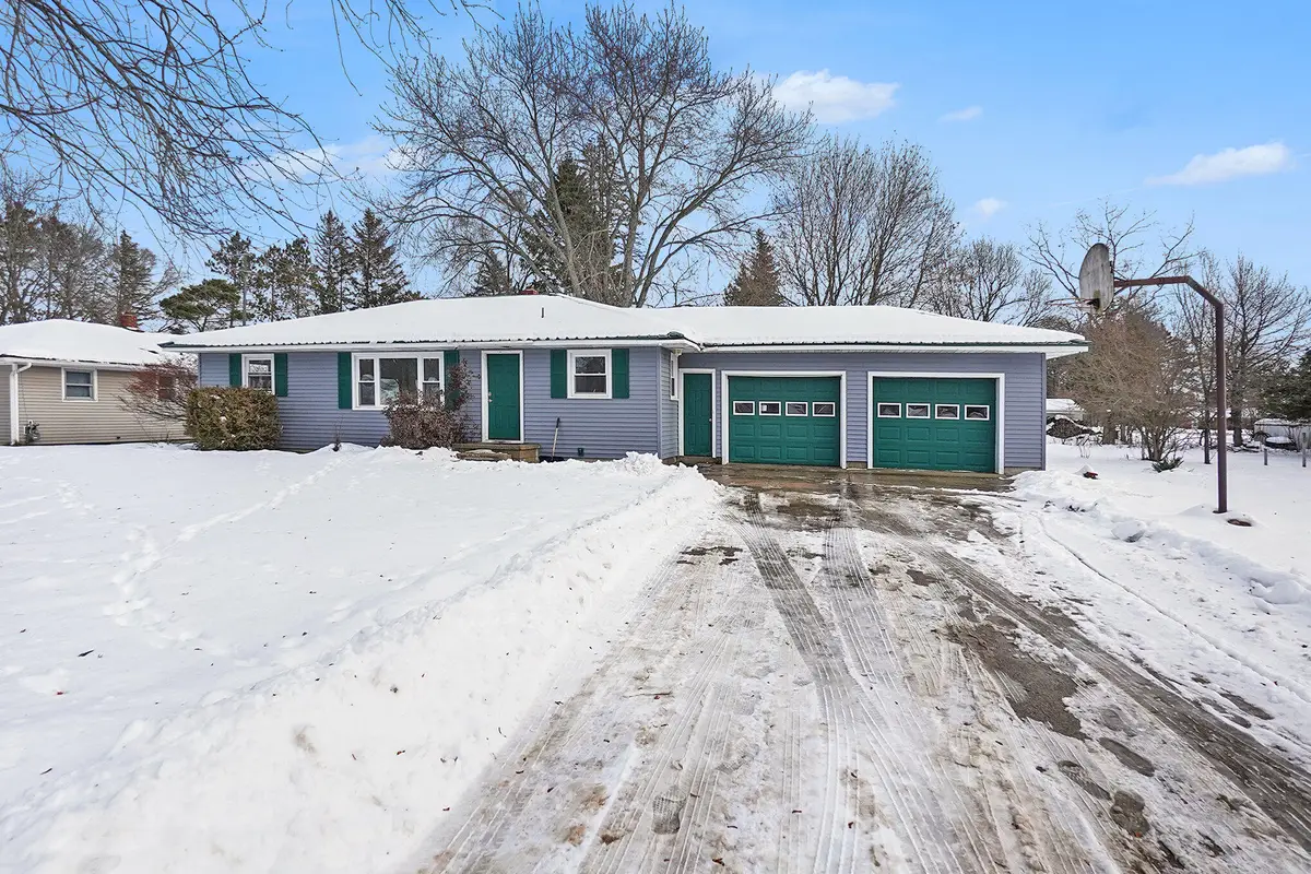 818 N Main Street, Evart, MI 49631 - #1