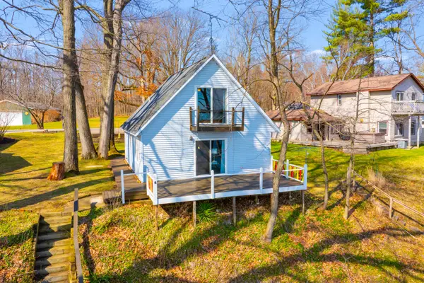 27965 North Street, Gobles, MI 49055