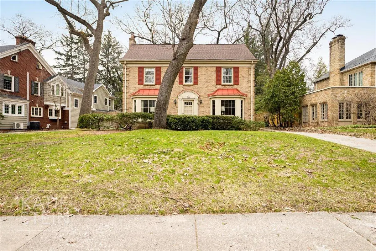 1705 Pontiac Road Se, East Grand Rapids, MI 49506 - #1