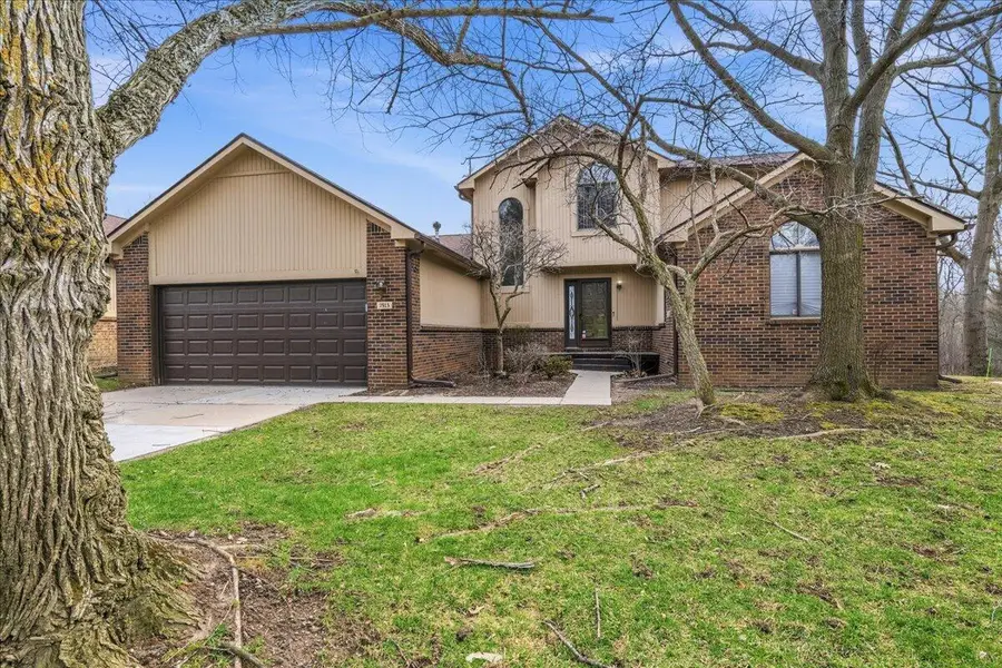 7513 Hickory Hill Drive, West Bloomfield, MI 48322 - #2