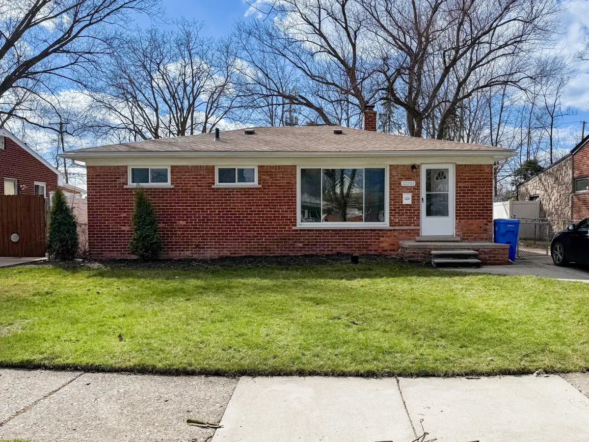 22203 Logue Avenue, Warren, MI 48091 - #1