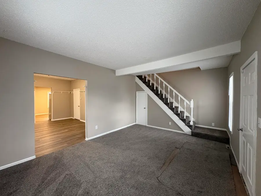 1955 Hendricks Avenue Sw, Wyoming, MI 49509 - #3