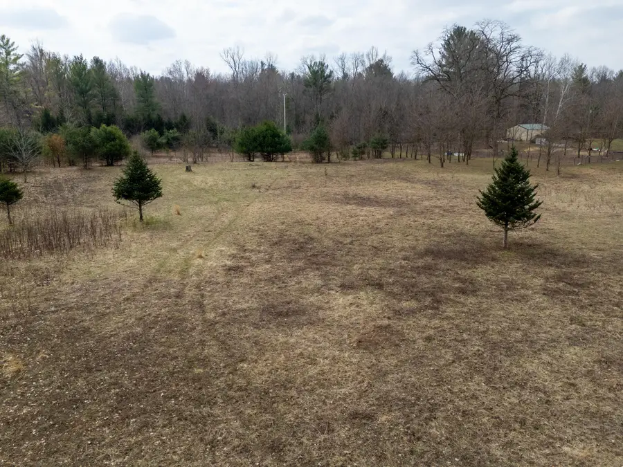 55126 24th Avenue, Bangor, MI 49013 - #3