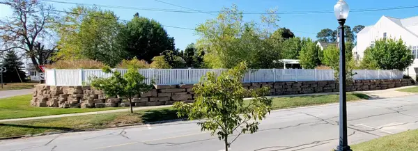 53 N Shore Drive, South Haven, MI 49090