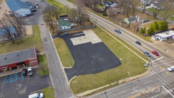 100 W Marks Street, Greenville, MI 48838