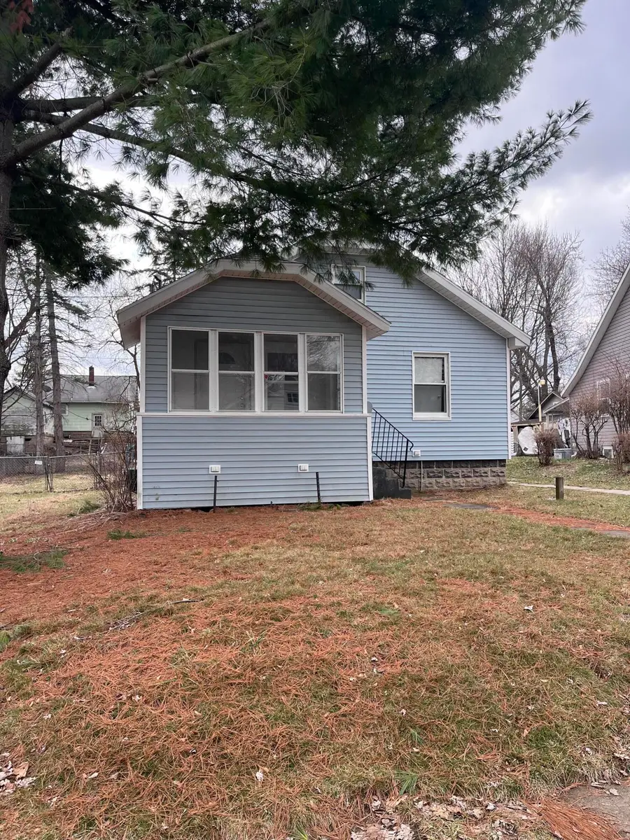 2646 Bow Street, Jackson, MI 49203 - #3