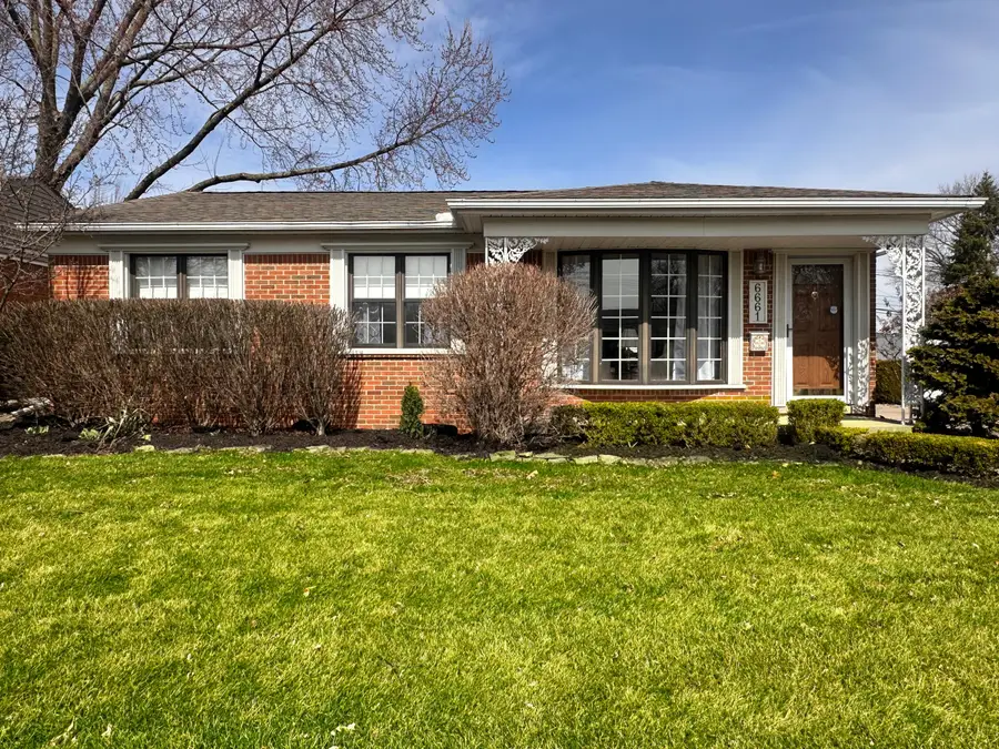 6661 Chirrewa Street, Westland, MI 48185 - #2