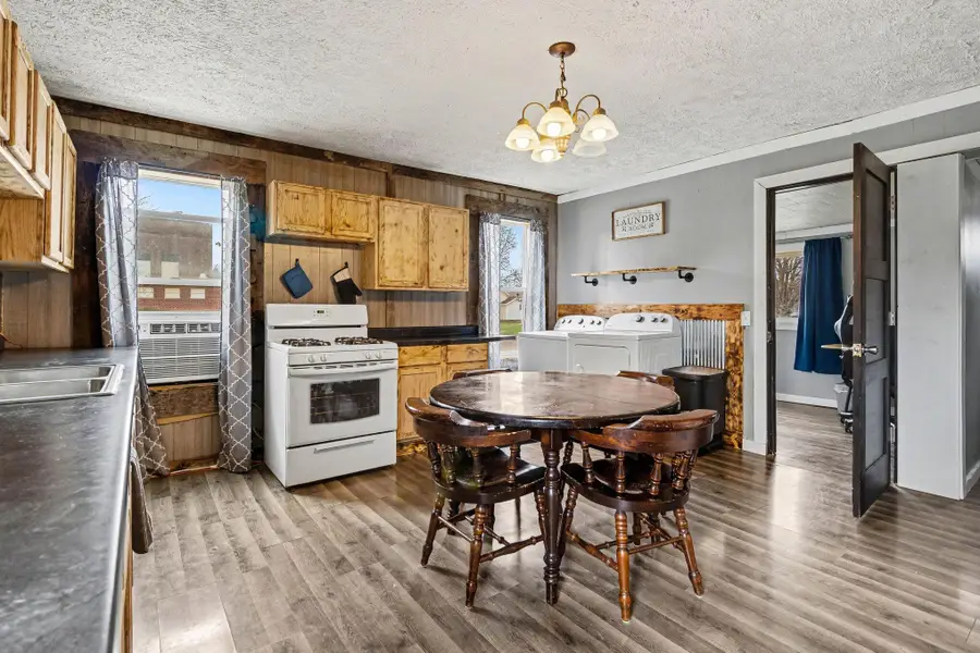 202 E Arbor Street, Marcellus, MI 49067 - #3