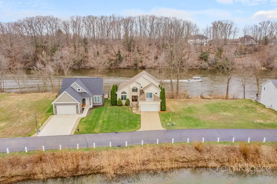 642 Swan River Drive, Benton Harbor, MI 49022 - #2