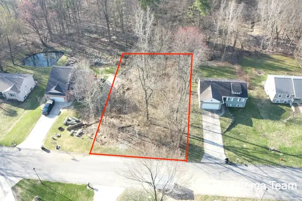 143 Summit Drive, Allegan, MI 49010