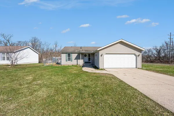 4 N New Moon Terrace, Springfield, MI 49037