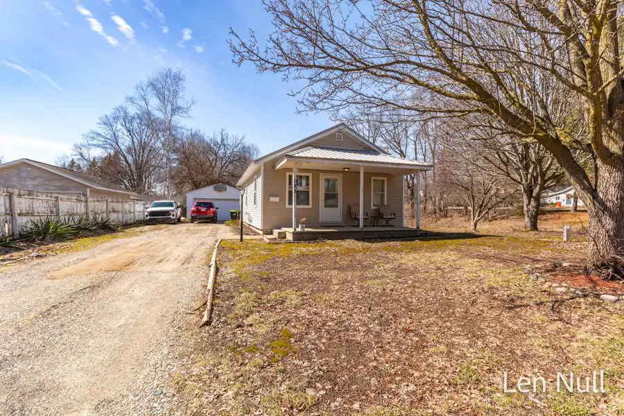 163 S York Street, Belding, MI 48809 - #2