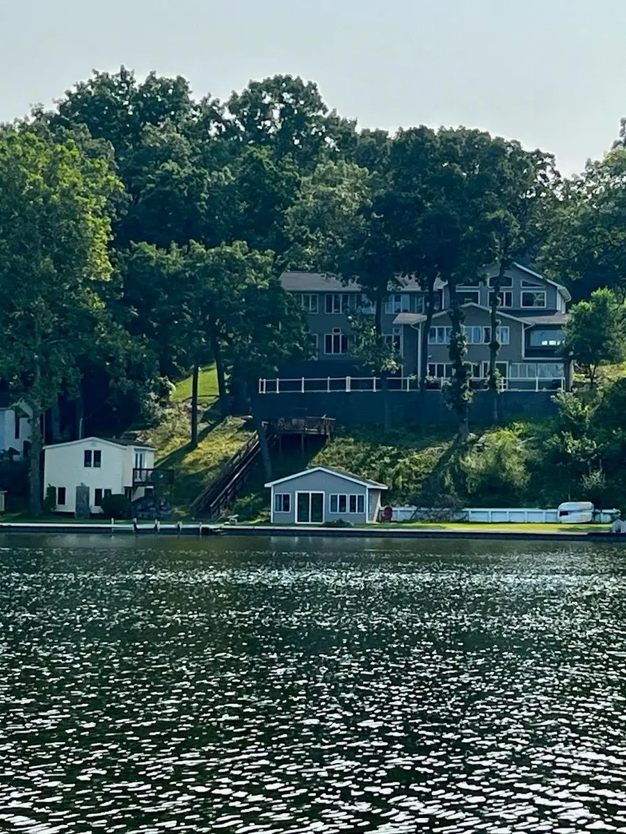 851 Roselle Street, Jackson, MI 49201 - #2