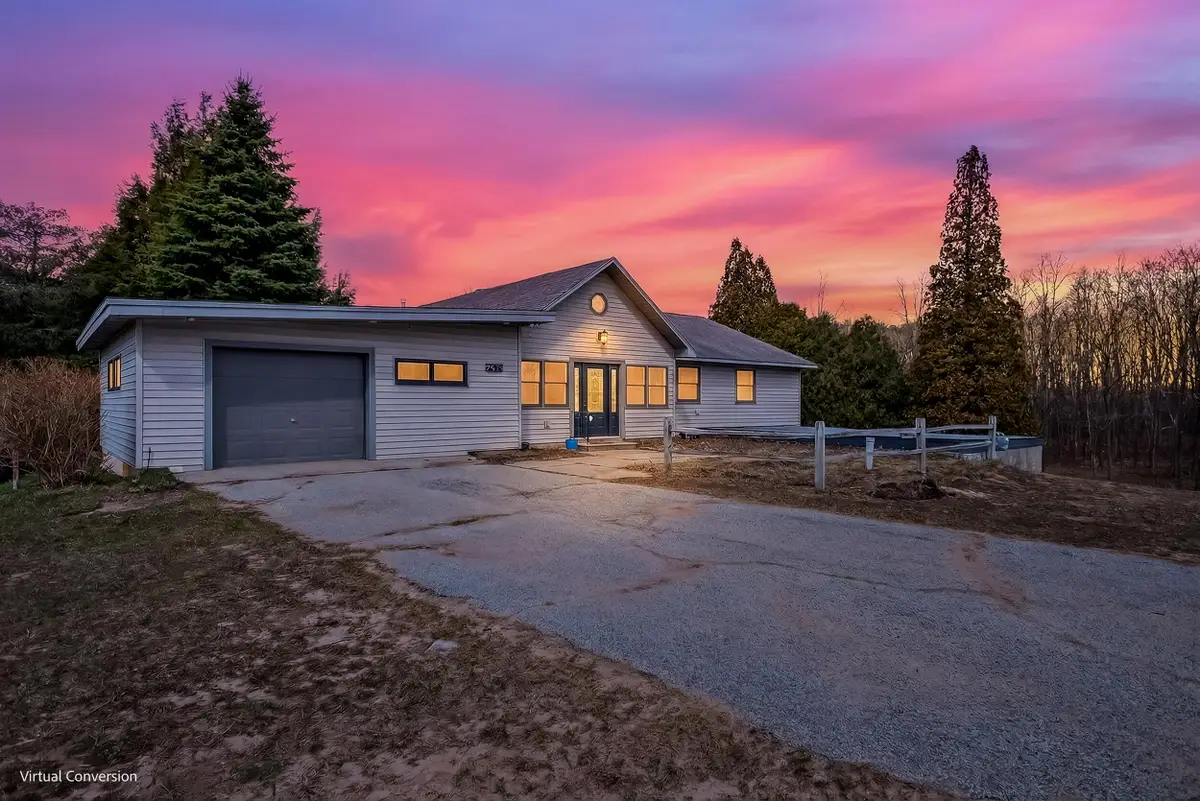 25 N Oceana Drive, Shelby, MI 49455 - #1