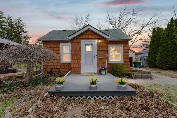 664 Riverbank Street, Wyandotte, MI 48192