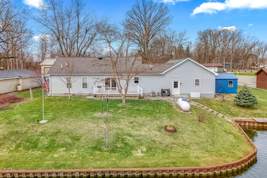 6877 Rowley Drive, Osseo, MI 49266 - #2