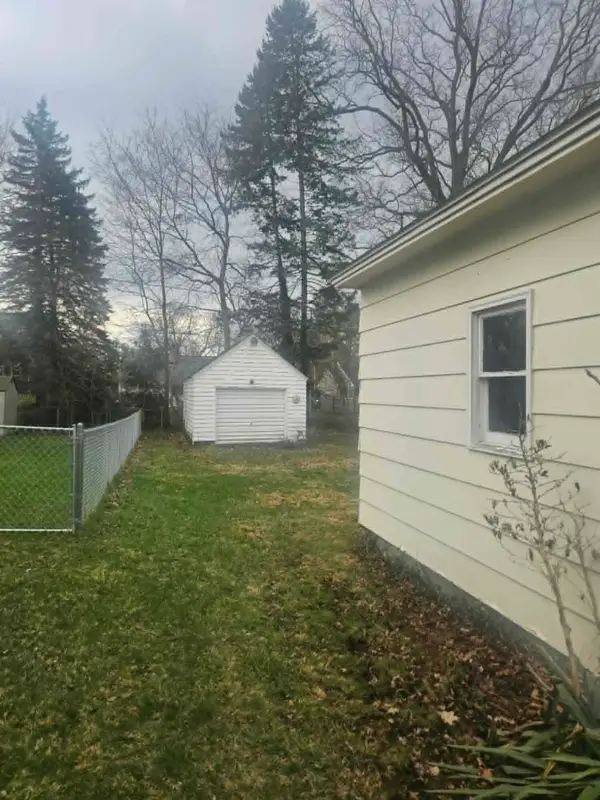 206 Pleasantview Drive, Battle Creek, MI 49017