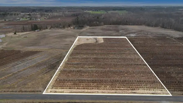 45601 72nd Street, Watervliet, MI 49098