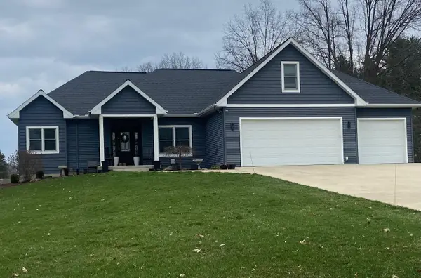 52039 Kern Drive, Three Rivers, MI 49093