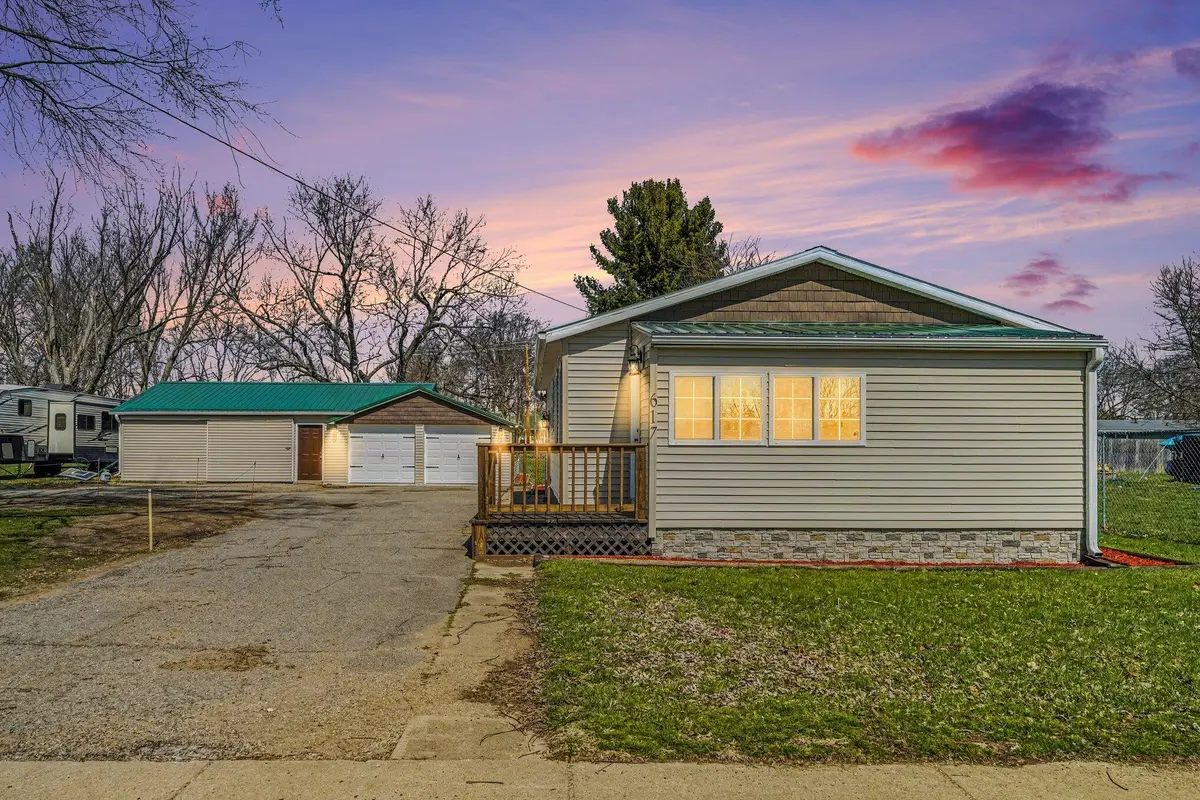 617 E Eliza Street, Schoolcraft, MI 49087 - #1