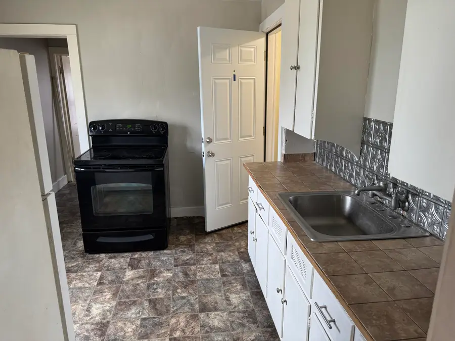 1803 Portage Street, Kalamazoo, MI 49001 - #3