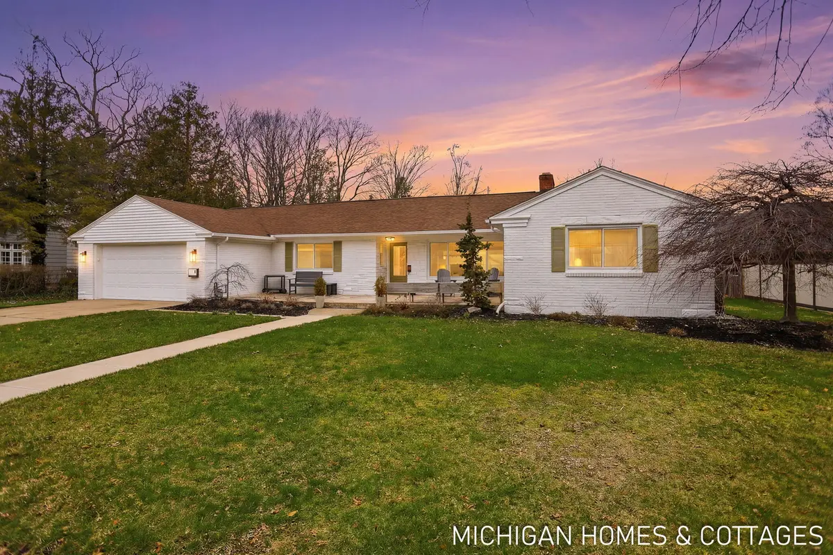 141 E 26th Street, Holland, MI 49423 - #1