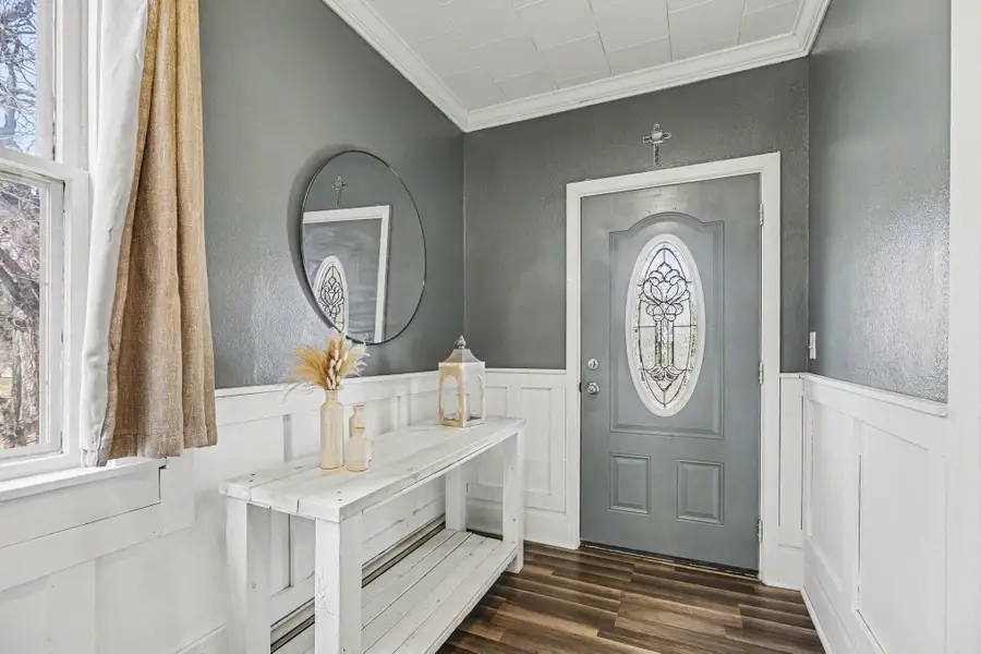 411 5th Street, Manistee, MI 49660 - #2