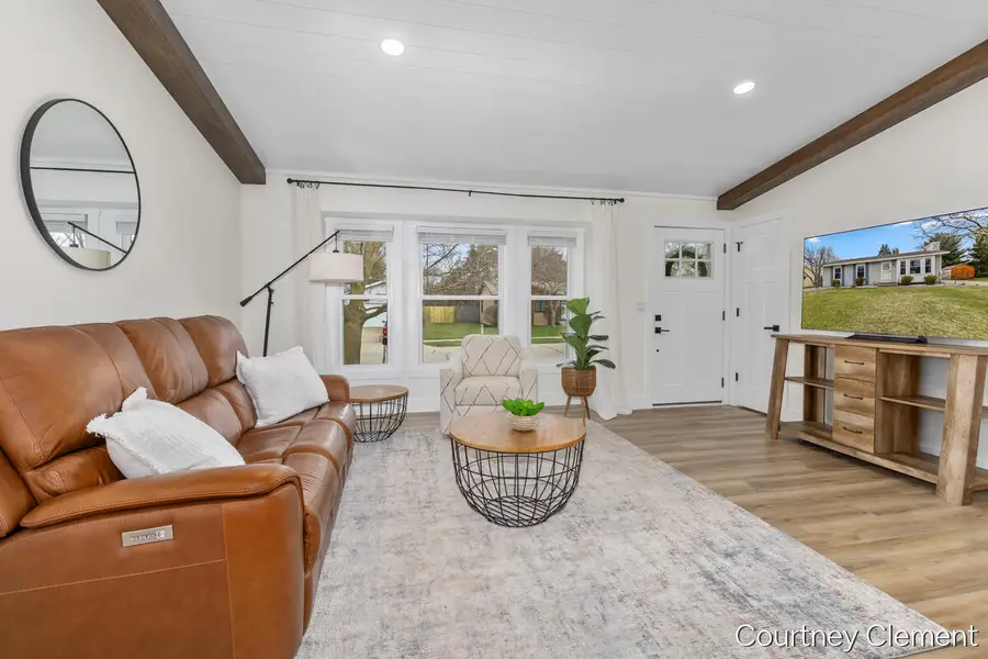 3551 Auburn Avenue Ne, Grand Rapids, MI 49525 - #3