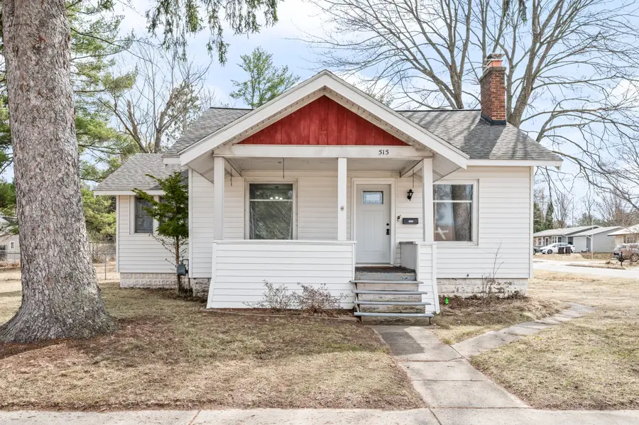 515 Woodward Avenue, Big Rapids, MI 49307 - #2