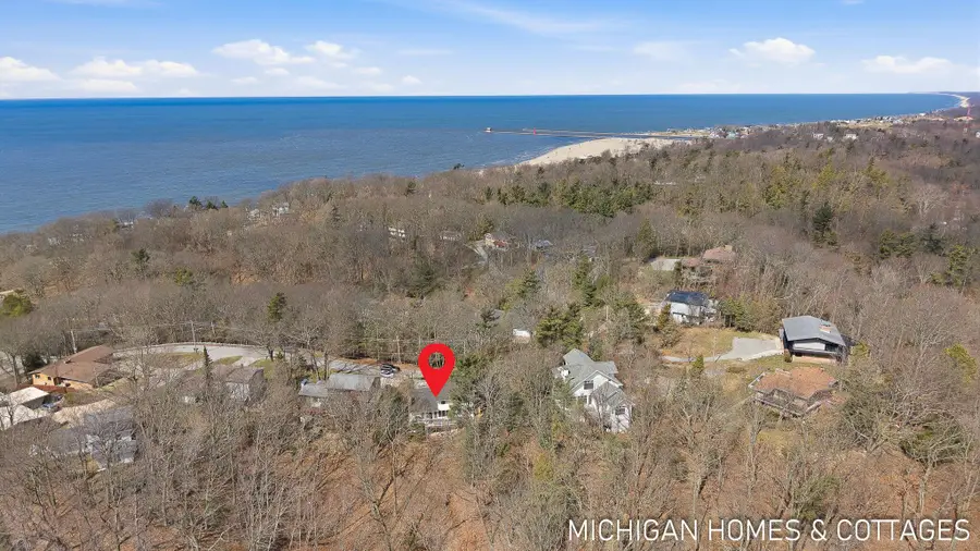 136 Crescent Drive, Grand Haven, MI 49417 - #2