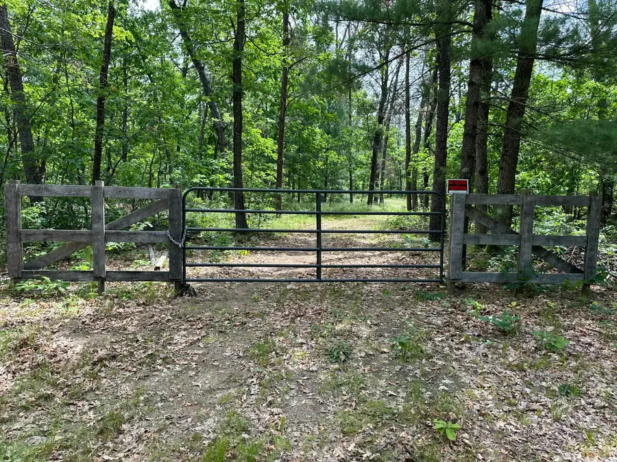 7230 S Kenwood Avenue, Baldwin, MI 49304 - #2