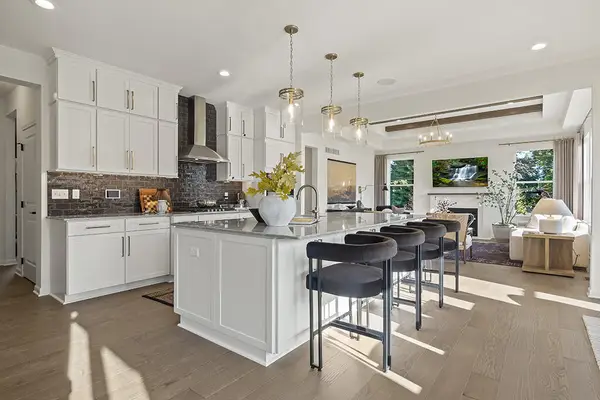 8519 N Beck Road, Canton, MI 48187