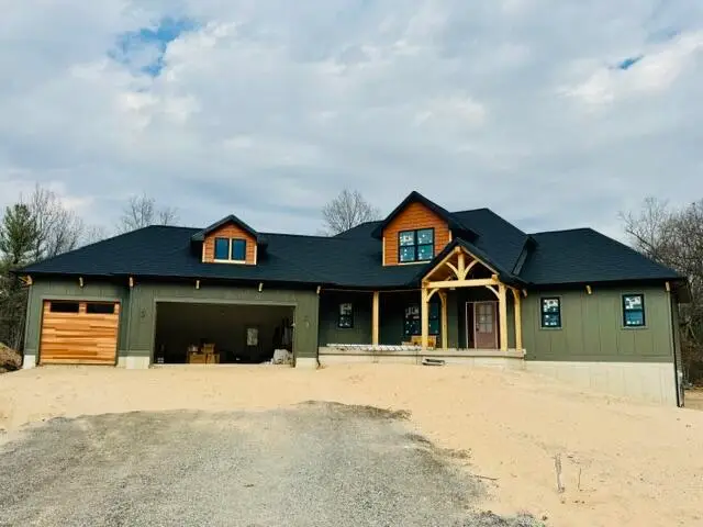 400 Sabine Drive #8, Muskegon, MI 49442 - #1