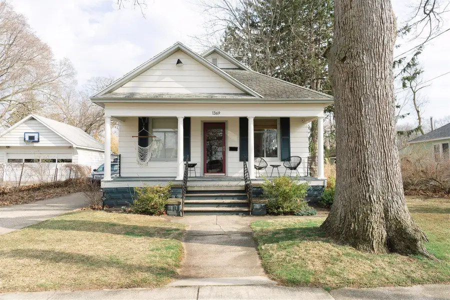 1369 Montgomery Avenue, Muskegon, MI 49441 - #2