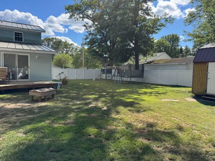 2561 Lake Shore Drive, Niles, MI 49120 - #3