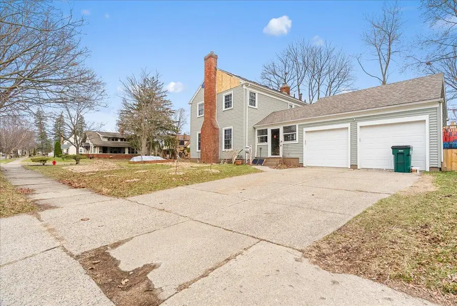 519 West Street, Lansing, MI 48915 - #2