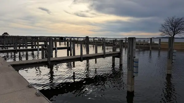 1200 Lakeshore Drive #47, Muskegon, MI 49441