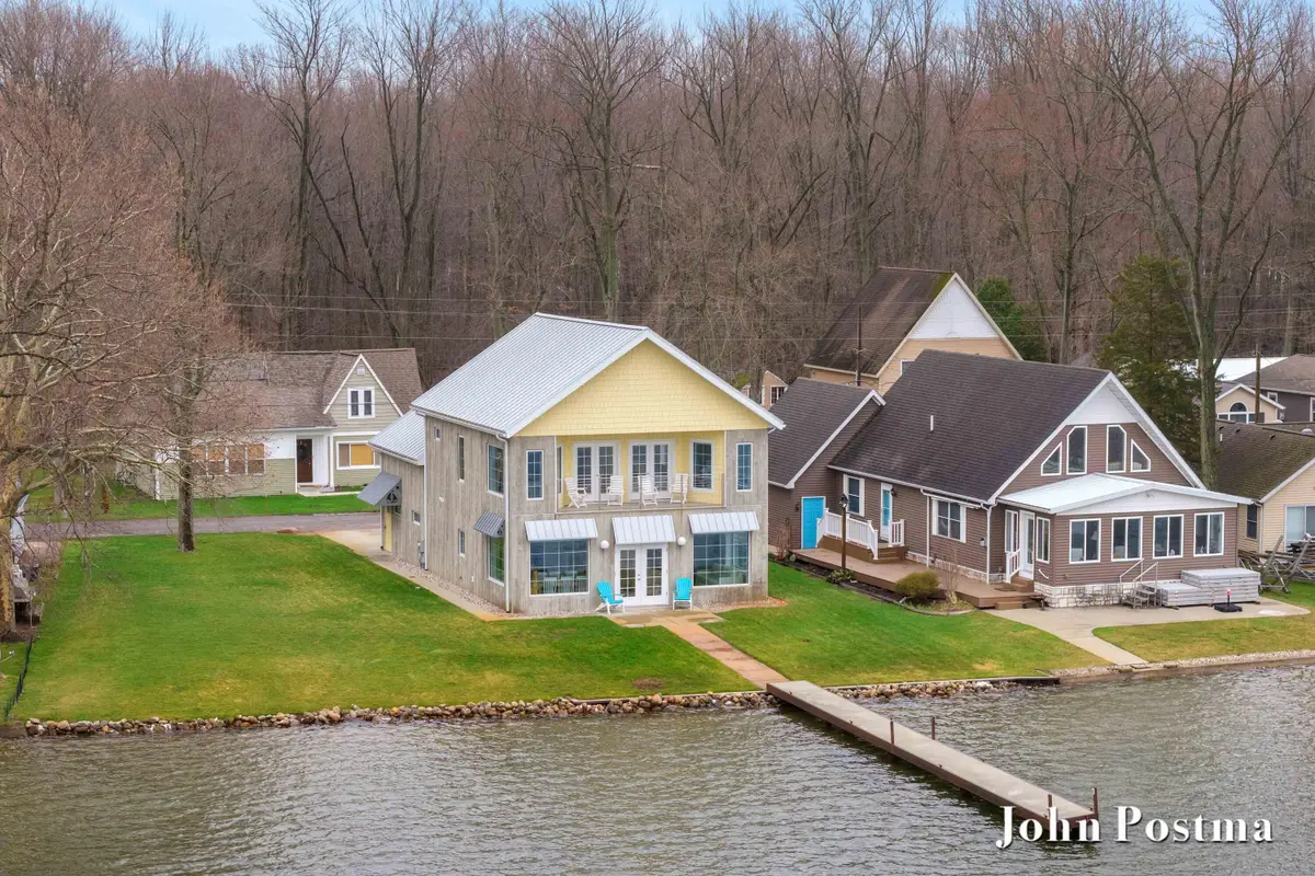 2138 Parker Drive, Wayland, MI 49348 - #1