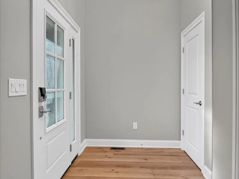 1132 Lochaven Circle, Hillsdale, MI 49242 - #3